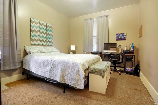 1025 Jefferson Avenue, Evansville, IN 47714