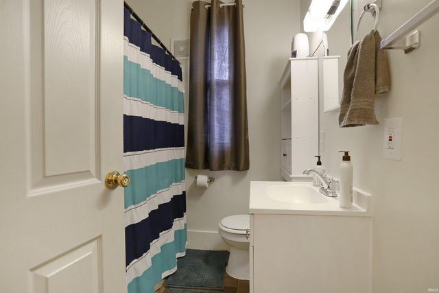 1025 Jefferson Avenue, Evansville, IN 47714