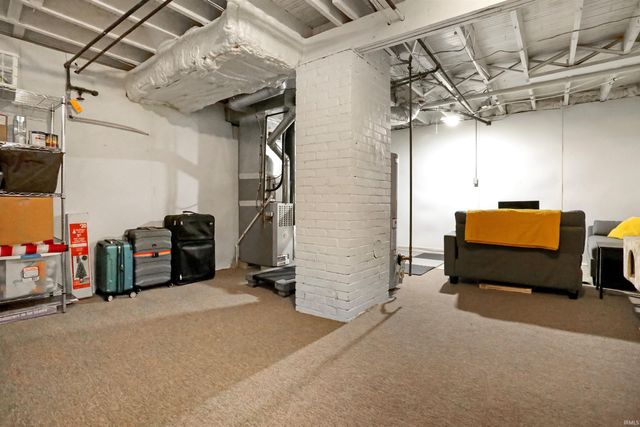 1025 Jefferson Avenue, Evansville, IN 47714