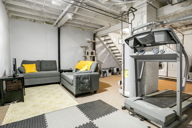 1025 Jefferson Avenue, Evansville, IN 47714