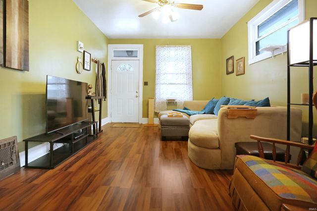 1025 Jefferson Avenue, Evansville, IN 47714