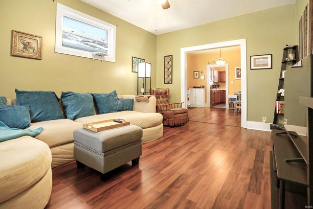 1025 Jefferson Avenue, Evansville, IN 47714