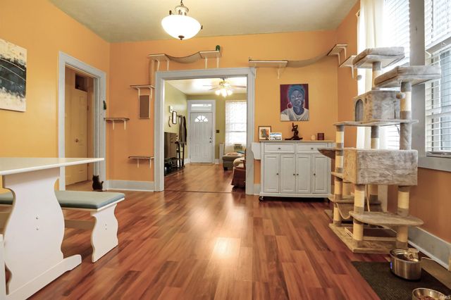 1025 Jefferson Avenue, Evansville, IN 47714