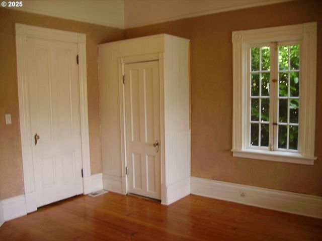 2511 Ne 57th Ave, Portland, OR 97213