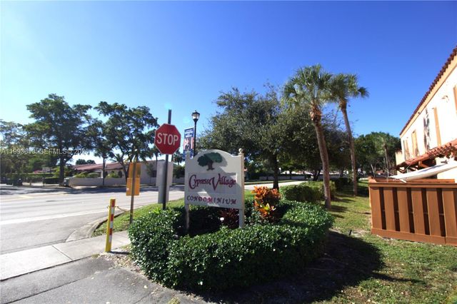 7155 Miami Lakes Dr P7, Miami Lakes, FL 33014