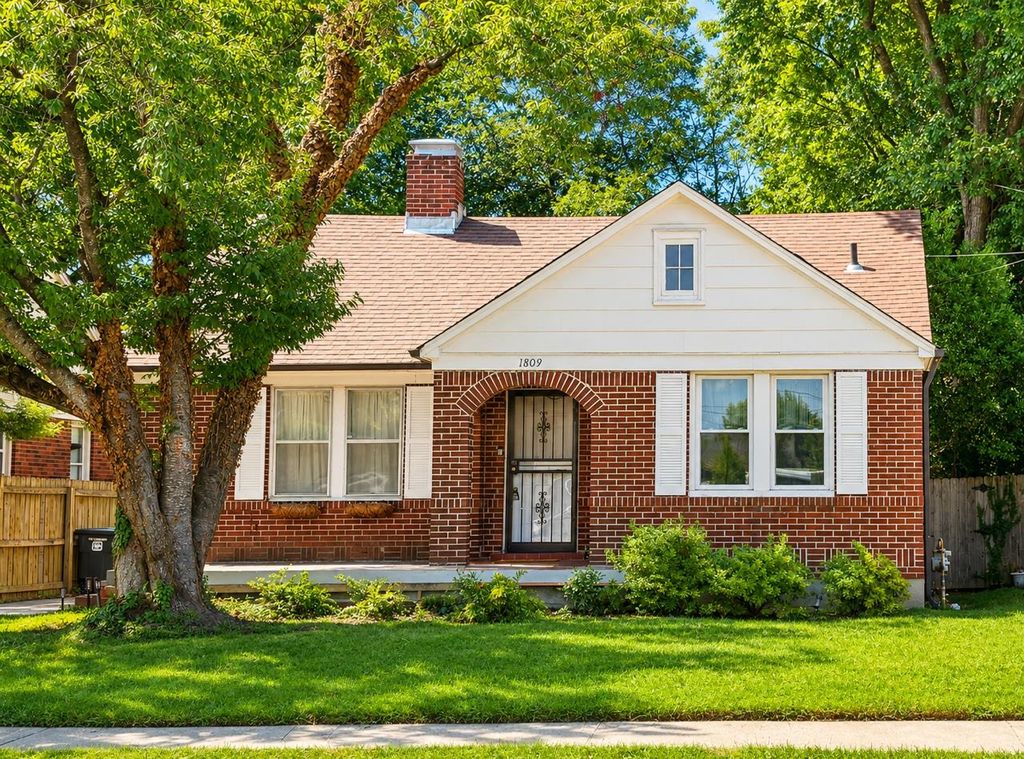1809 CRUMP AVE, Memphis, TN 38107
