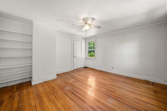 216 Park Ave, Weymouth, MA 02190