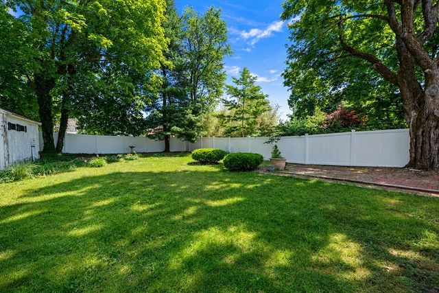 216 Park Ave, Weymouth, MA 02190