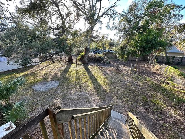 1701 14TH B, St Petersburg, FL 33705