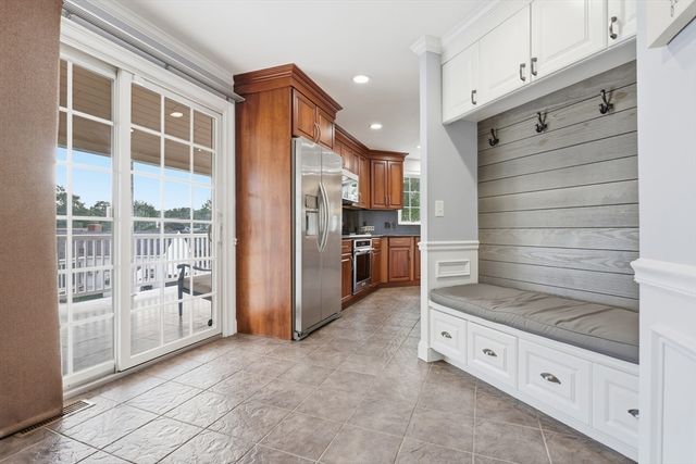 35 Oheir Way, Lowell, MA 01852