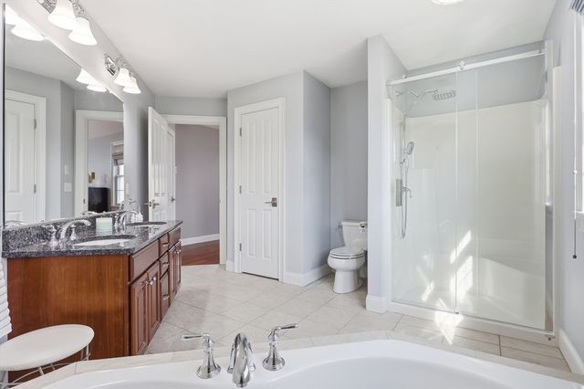 35 Oheir Way, Lowell, MA 01852