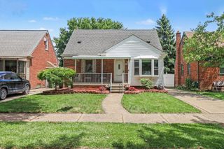 9885 Hubert Avenue, Allen Park City, MI 48101