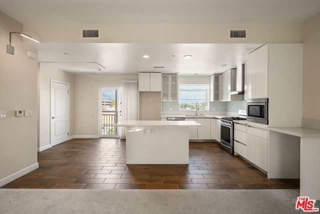 28 N 3rd Street A412, Alhambra, CA 91801