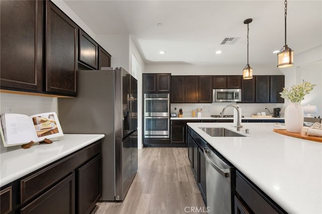 24541 Legion Court, Menifee, CA 92584