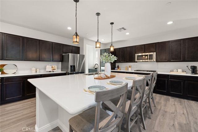 24541 Legion Court, Menifee, CA 92584