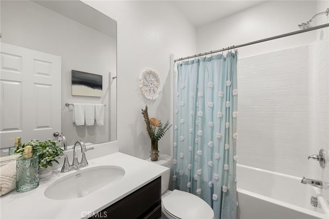 24541 Legion Court, Menifee, CA 92584
