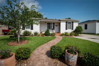 778 Ashland Dr, Corpus Christi, TX 78412