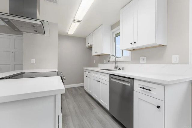 9857 MISSION GORGE RD 4, Santee, CA 92071