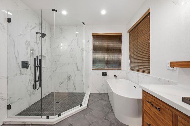 8075 Chestnut Ct, Granite Bay, CA 95746