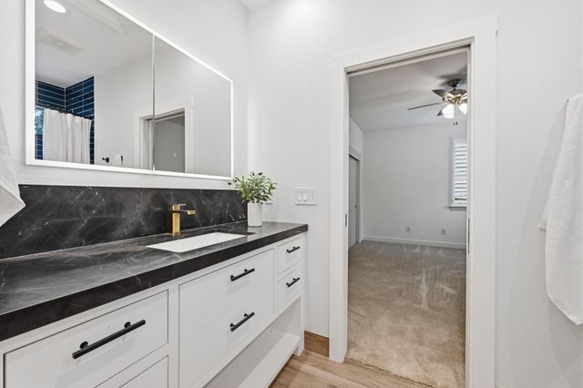 8075 Chestnut Ct, Granite Bay, CA 95746