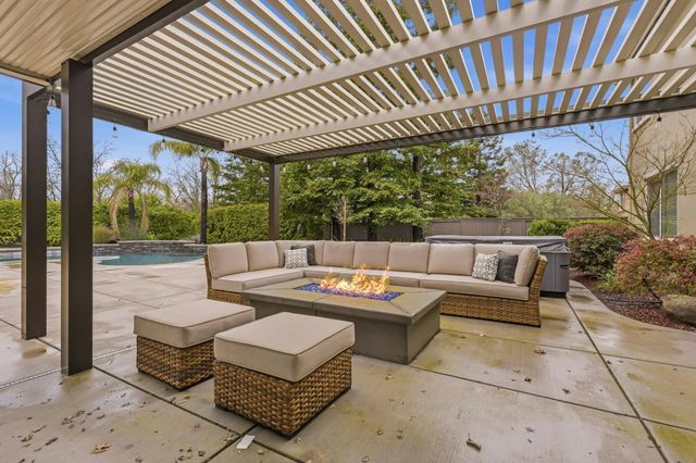 8075 Chestnut Ct, Granite Bay, CA 95746