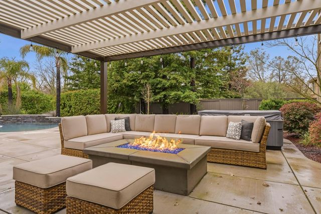 8075 Chestnut Ct, Granite Bay, CA 95746