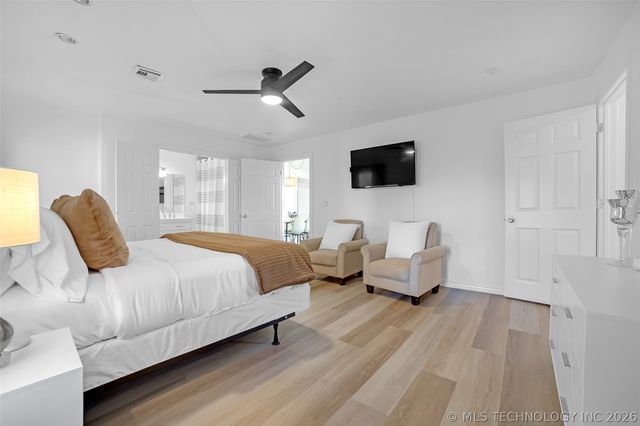 3813 E 21st Place, Tulsa, OK 74114