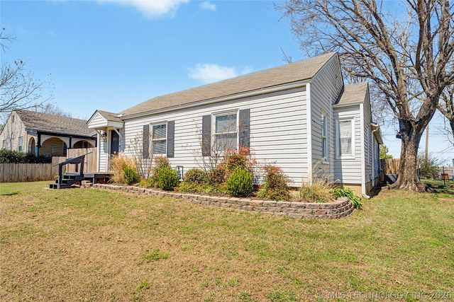 3813 E 21st Place, Tulsa, OK 74114