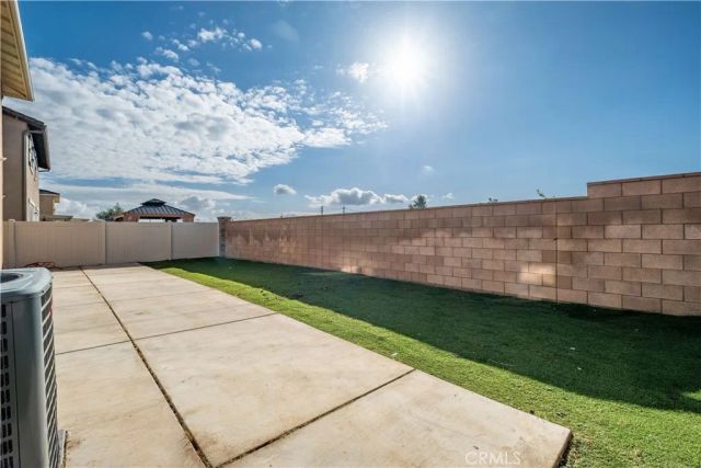 585 Haystack Loop, Perris, CA 92570