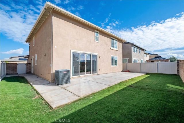 585 Haystack Loop, Perris, CA 92570