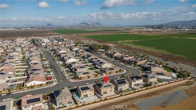 585 Haystack Loop, Perris, CA 92570