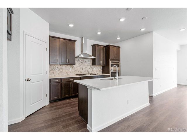 3350 N Denali St, Aurora, CO 80019