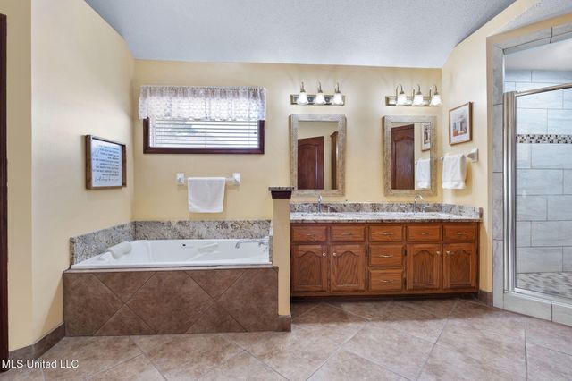 13025 Oak Ridge Drive, Olive Branch, MS 38654