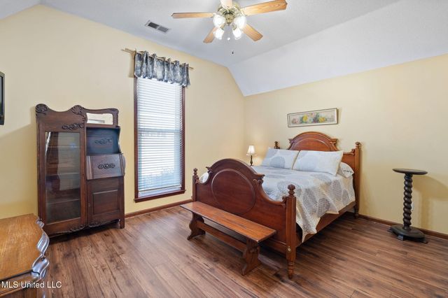 13025 Oak Ridge Drive, Olive Branch, MS 38654