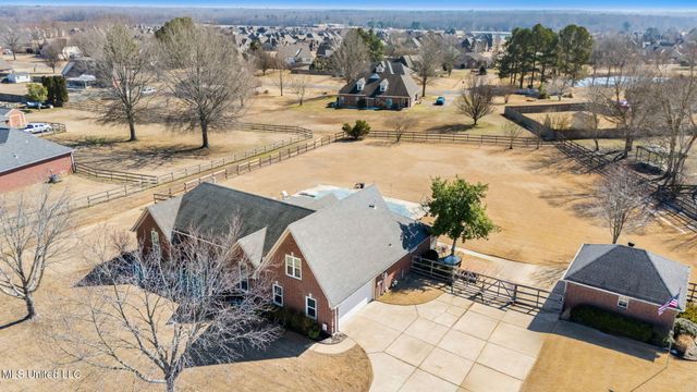 13025 Oak Ridge Drive, Olive Branch, MS 38654