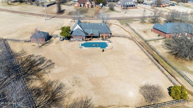 13025 Oak Ridge Drive, Olive Branch, MS 38654
