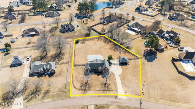 13025 Oak Ridge Drive, Olive Branch, MS 38654