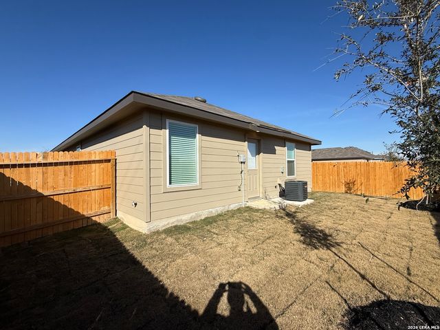 15510 Lemon Pepper, Von Ormy, TX 78073
