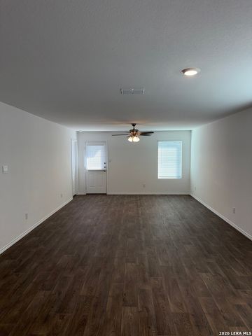 15510 Lemon Pepper, Von Ormy, TX 78073