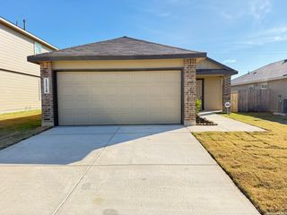 15510 Lemon Pepper, Von Ormy, TX 78073