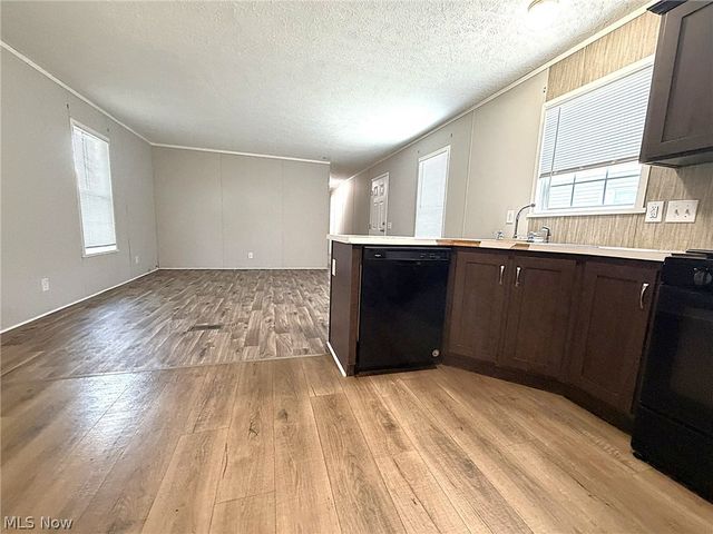 144 Virginia Avenue, Elyria, OH 44035
