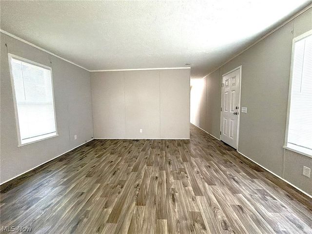 144 Virginia Avenue, Elyria, OH 44035