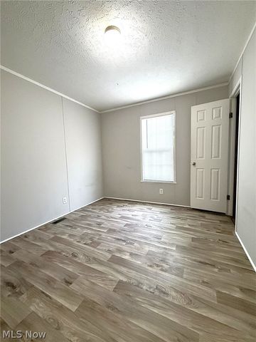 144 Virginia Avenue, Elyria, OH 44035