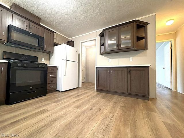144 Virginia Avenue, Elyria, OH 44035