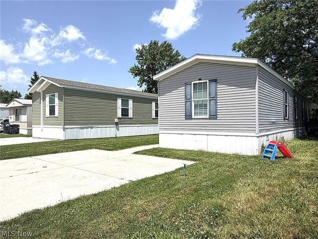 144 Virginia Avenue, Elyria, OH 44035