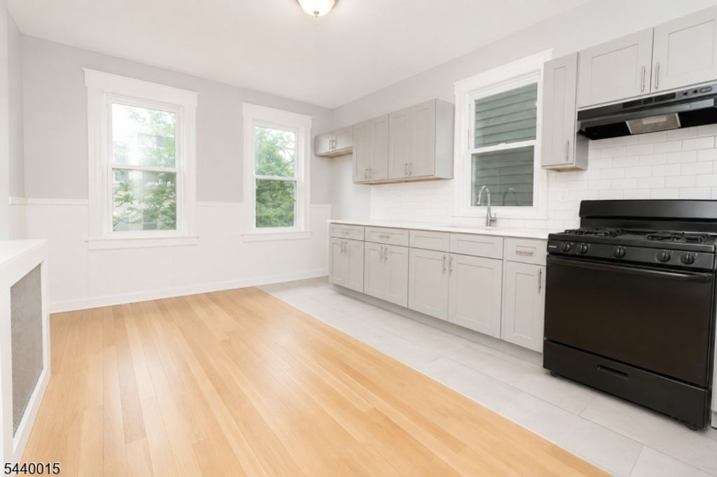 66 Isabella Ave, Newark City, NJ 07106 — photo 3