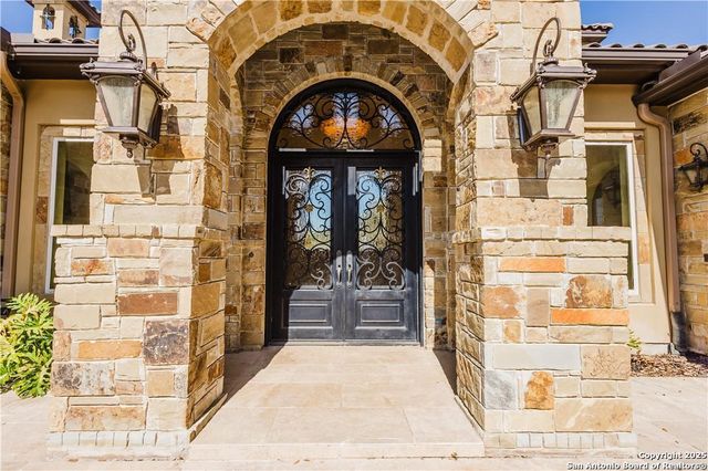 1024 spanish, New Braunfels, TX 78132