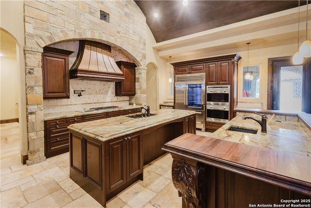 1024 spanish, New Braunfels, TX 78132