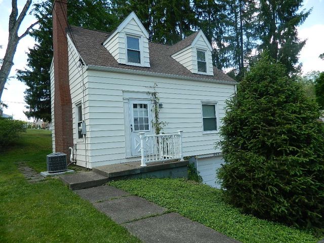 502 Vilsack Rd, Shaler, PA 15116