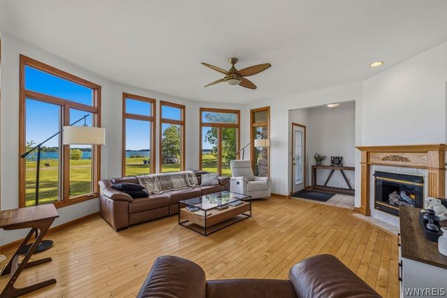 3199 West River Road, Grand Island, NY 14072